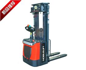 諾力電動堆高車