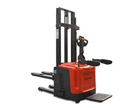 南京電動(dòng)堆高車(chē)