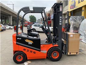 龍工電瓶叉車 龍工電瓶叉車