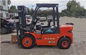 龍工油改電叉車