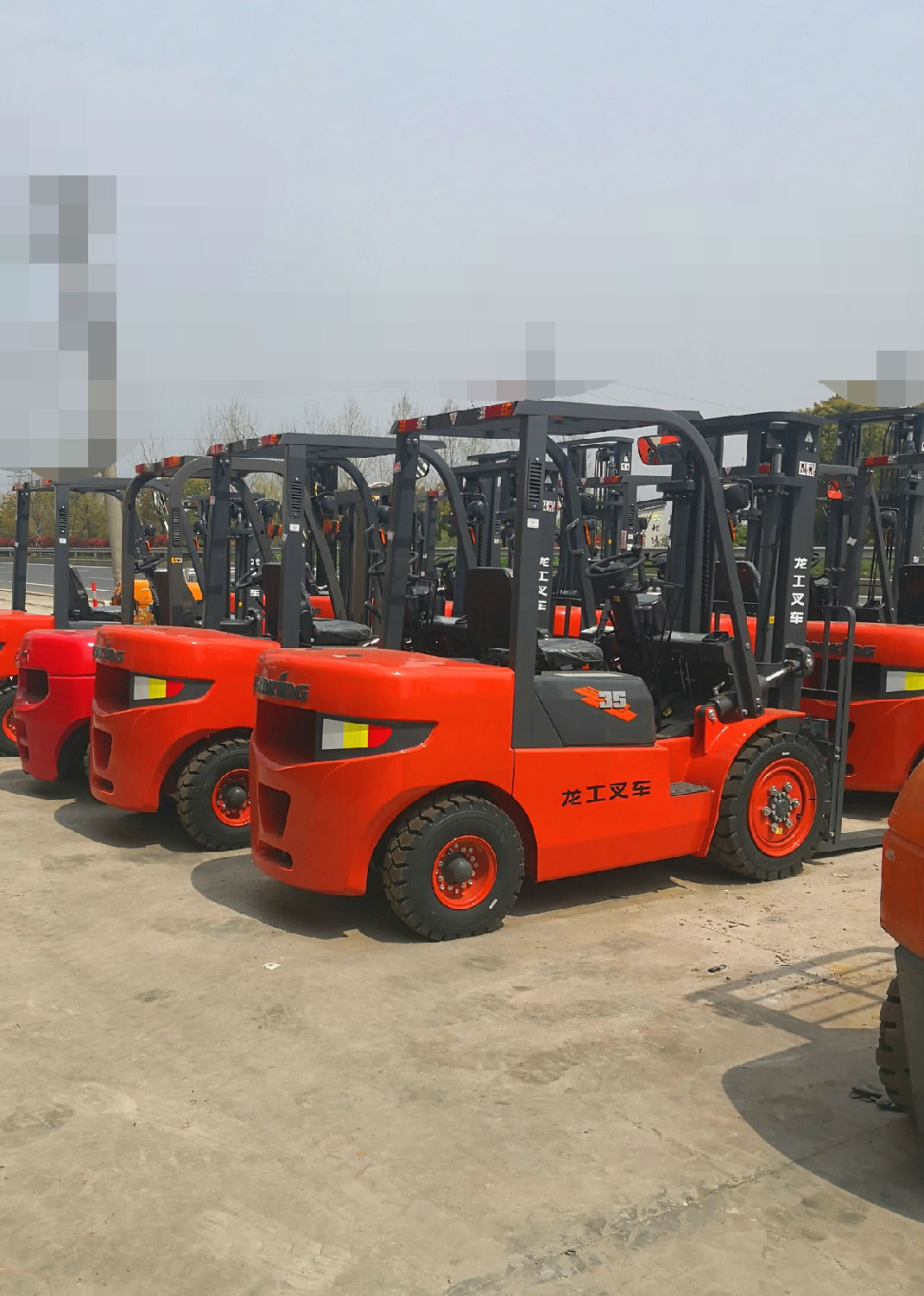 溧水和鳳龍工叉車(chē)