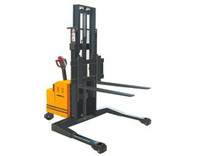 2噸全電動(dòng)堆垛車(chē)CTD20J